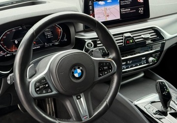 BMW Seria 5 G30-G31 2021 BMW Seria 5 530d xDrive M Pakiet HiFi Display Key Webasto HeadUp VAT 23, zdjęcie 19