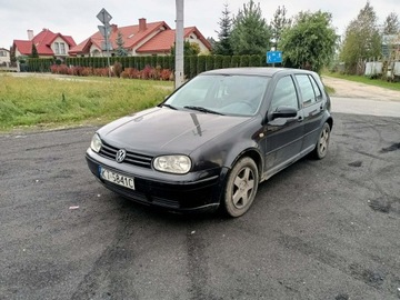 Volkswagen Golf IV Hatchback 1.6 100KM 1999 Volkswagen Golf 4 1.6 LPG 99r, zdjęcie 1