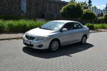 Toyota Corolla X Sedan 1.6 Valvematic 132KM 2009