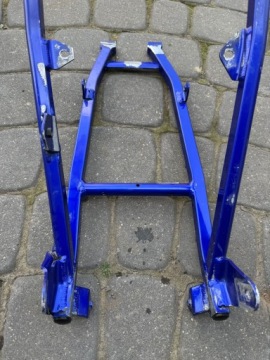 стойка подрамника задняя airbox yamaha yz 125 / 250 r 00-01