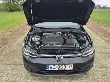 Volkswagen Golf VIII Variant 2.0 TDI 115KM 2023 Volkswagen Golf VIII Variant 2.0 TDI Salon Polska,, zdjęcie 30