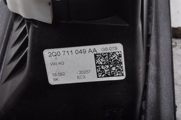 A1 II 82A 1.0 ZVEDÁK VOLIČ PŘEVODOVKY 2Q0711049AA