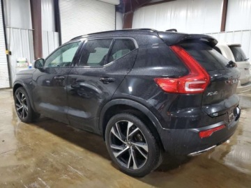 Volvo XC40 Crossover 2.0 T5 247KM 2020 Volvo XC 40 T5 R-Design 2020 2.0l 2.0 Benzyna 248KM, zdjęcie 1