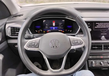 Volkswagen T-Cross SUV 1.0 TSI 110KM 2022 Volkswagen T-Cross I rej 03.2023r, 1.0 TSI. Uszkodzony lewy bok. Poobijany, zdjęcie 13