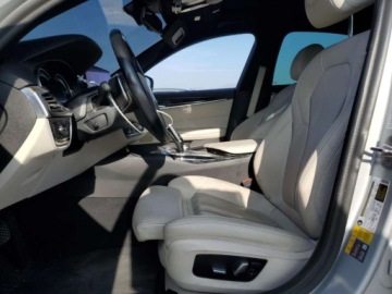 BMW Seria 5 G30-G31 2019 BMW Seria 5 530e 2019 2.0l 2.0 Hybryda 248KM, zdjęcie 7