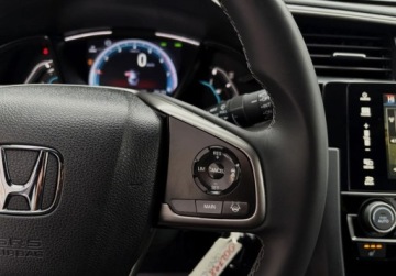 Honda Civic X Hatchback 5d Facelifting 1,0 VTEC TURBO 126KM 2020 Honda Civic 1.0 TURBO kamera 126KM gwarancja bezwypadkowy MANUAL 101.000, zdjęcie 23