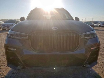 BMW X7 2022 BMW X7 M50i 2022 4.4l 4.4 Benzyna 523KM, zdjęcie 5
