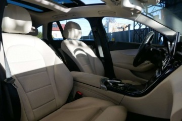 Mercedes Klasa C W205 Kombi 200 184KM 2017 Mercedes-Benz Klasa C 2.0 184KM 4MATIC Estate, Bezwyp., Panorama, Jasne wn, zdjęcie 12