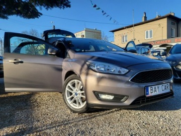 Ford Focus III Hatchback 5d facelifting 1.6 Ti-VCT 125KM 2015 Ford Focus 1.6 125 KM 100% Przebieg Dekra, zdjęcie 1