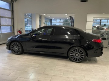 Mercedes CLA C118/X118 2025 MERCEDES-BENZ CLA 220 4-Matic AMG Line 1.5 (190KM) 2025, zdjęcie 1