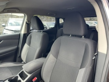 Nissan Qashqai II Crossover Facelifting 1.2 DiG-T 115KM 2018 Nissan Qashqai Klimatronik Tempomat Kamera, zdjęcie 10