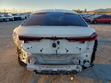 BMW X6 G06 2022 BMW X6 xDrive40i 2022 3.0 Benzyna 335KM, zdjęcie 2