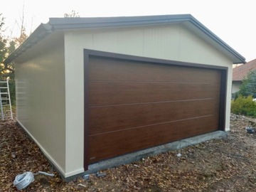 Гараж утеплен сэндвич-панелями до 35 м2.