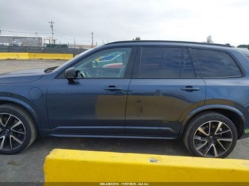 Volvo XC90 II 2023 Volvo XC 90 Recharge Plug-In Hybrid T8 Plus Dark Theme 2023 2.0L 2.0 312KM, zdjęcie 2