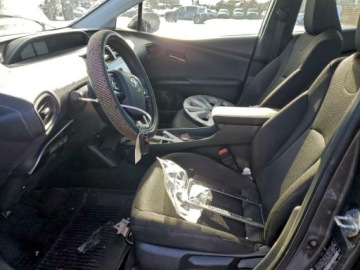 Toyota Prius IV Hatchback Plug-in 1.8 Hybrid Plug-in 122KM 2022 Toyota Prius Night Shade 2022 1.8 Hybryda 121KM, zdjęcie 7