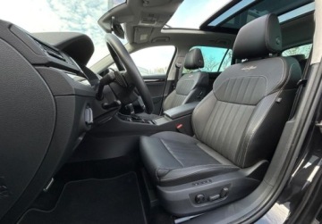 Skoda Superb III Kombi Facelifting 2.0 TDI SCR 200KM 2024 Skoda Superb LaurinKlement, Hak, CANTON, ACC, DCC, GPS, Fotel z pamiecia i, zdjęcie 7