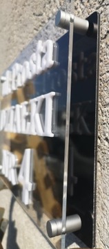 АДРЕСНАЯ ТАБЛИЧКА С НОМЕРОМ ДОМА