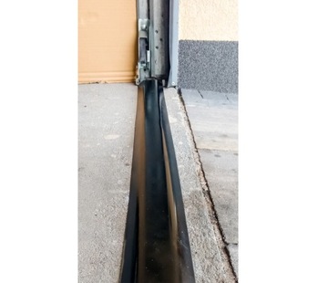 ПОРОГ ГАРАЖНЫХ ДВЕРЕЙ, ПРОКЛАДКА ПУ 20 мм