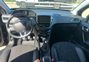 Peugeot 2008 I SUV Facelifting 1.2 PureTech 130KM 2019 Peugeot 2008 1.2PureTech 130KM 2019r. auto zarejestrowane i ubezpieczone w, zdjęcie 10