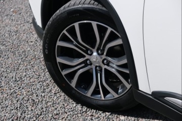 Mitsubishi Outlander III SUV Facelifting 2017 2.0 150KM 2017 Mitsubishi Outlander 2.0 16v 4x4 automat nawigacja kamera zarejestrowany PL, zdjęcie 2