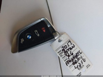 BMW X6 F16 2017 BMW X6 2017 BMW X6 XDRIVE50I 4.4 Benzyna 445KM, zdjęcie 2