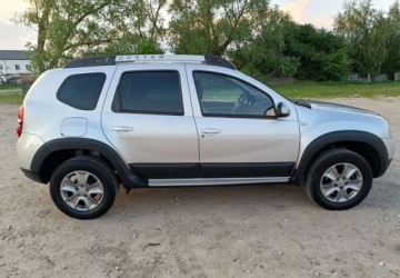 Dacia Duster I SUV Facelifting 1.2 TCe (Euro 6) 125KM 2016 Dacia Duster Prestige 1.2 Benzyna 125KM Bezwypadkowa NAvi Parktronik, zdjęcie 9