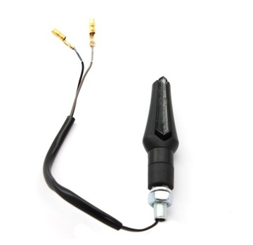 СВЕТОДИОДНЫЕ ПОВОРОТНИКИ С КРЫШКАМИ