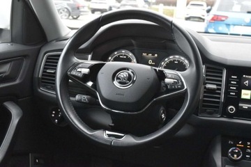 Skoda Kodiaq I SUV 1.5 TSI ACT 150KM 2021 Skoda Kodiaq SalonPL TSI 150KM Style Pakiet Comfort Kamera Smartlink NAVI, zdjęcie 9