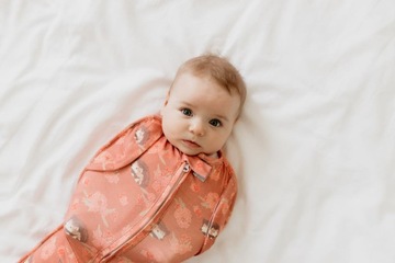 Otulacz dla niemowląt śpiworek Kokon + czapka First step 3-6,5 kg Sleepee