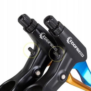 2 . Dźwignie hamulca rowerowego Lewy i prawy