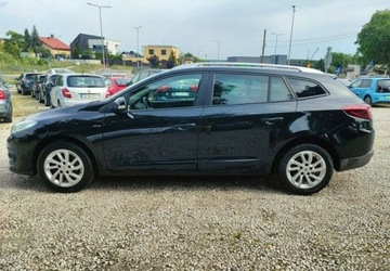Renault Megane III Grandtour Facelifting 2013 Energy TCe 115KM 2015 Renault Megane Super stan Bogata wersja Navi Ksenon 1.2 Benzyna 116KM, zdjęcie 9