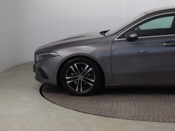 Mercedes Klasa A W177/V177 Sedan Facelifting 1.3 200 163KM 2023 Mercedes A A 200, Salon Polska, Serwis ASO, zdjęcie 14