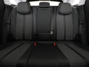 Peugeot 3008 II Crossover 1.2 PureTech 130KM 2019 Peugeot 3008 Allure automat półskóra navi, zdjęcie 17