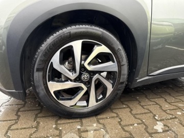 Toyota Aygo X 1.1 VVT-i 72KM 2023 Toyota Aygo X 1.0 VVT-i Style CVT 1.0 VVT-i Style, zdjęcie 18