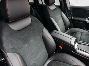 Mercedes GLA II Off-roader Facelifting 1.3 200 163KM 2025 MERCEDES-BENZ GLA 200 AMG Line Suv 1.3 (163KM) 2025, zdjęcie 6