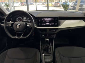 Skoda Kamiq Crossover 1.5 TSI 150KM 2022 Skoda Kamiq Ambition LED Kamera cofania CarPlayAndroid Auto 1.5, zdjęcie 12