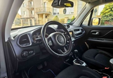 Jeep Renegade SUV Facelifting 1.3 GSE T4 Turbo 150KM 2019 Jeep Renegade Jeep Renegade 1.3 T-GDI Limited 1.3 Benzyna 150KM, zdjęcie 16