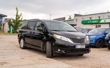 Toyota Sienna III 3.5 V6 266KM 2014 Toyota Sienna Toyota Sienna III 3.5 XLE AWD 266KM 3.5 BenzynaLPG 266KM, zdjęcie 2