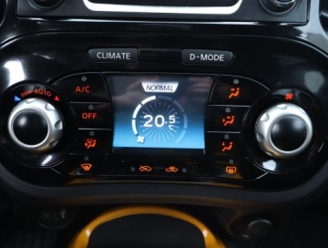 Nissan Juke I SUV Facelifting 1.2 DIG-T (Euro 6) 115KM 2017 Nissan Juke 1.2 DIG-T, Salon Polska, Klima, zdjęcie 16