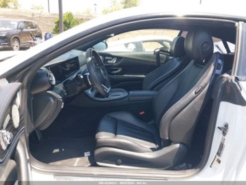 Mercedes Klasa E W213 2022 Mercedes-Benz Klasa E 450 2022 3.0l 3.0 Benzyna 362KM, zdjęcie 9