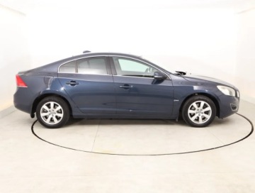 Volvo S60 II Sedan 2.0 D3 163KM 2011 Volvo S60 D3, Navi, Xenon, Klima, Klimatronic, zdjęcie 5