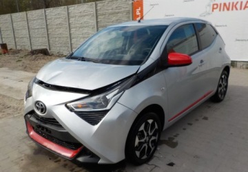 Toyota Aygo II Hatchback 3d Facelifting 1.0 VVT-i 72KM 2021 Toyota Aygo Okazja Benzyna 72KM, zdjęcie 5