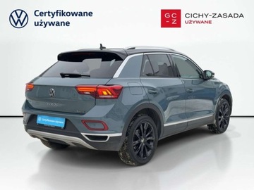 Volkswagen T-Roc I SUV Facelifting 2.0 TSI 190KM 2022 Volkswagen T-Roc 2.0 TSI 190 KM 4Motion FV23 Kamera cofania 2.0 Benzyna, zdjęcie 4