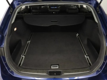 Toyota Avensis III Wagon Facelifting 2015 2.0 D-4D 143KM 2018 Toyota Avensis 2.0 D-4D, Salon Polska, VAT 23%, zdjęcie 13