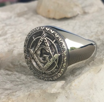 КОЛЬЦО С ПЕЧАТКОЙ СЕРЕБРЯНЫЙ КОМПАС КОМПАС УГОЛЬНОЕ КОЛЬЦО СЕРЕБРЯНОЕ МАСОНСКОЕ МАСОНСКОЕ ПАЛЬТО