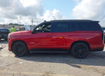 Cadillac Escalade III 2023 Cadillac Escalade 2023r., 4wd Premium Luxury, 6.2L, od ubezpieczalni 6.2, zdjęcie 2