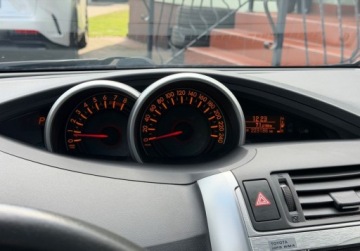 Toyota Verso Minivan 1.8 Valvematic 147KM 2010 Toyota Verso 1,8 147KM Automat Panorama Climatronic ASO Dla wymagajacych, zdjęcie 14