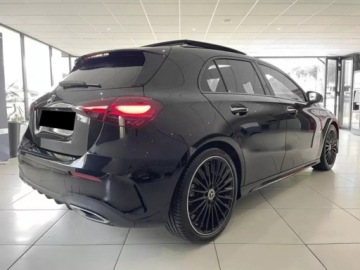 Mercedes Klasa A W177/V177 Hatchback Facelifting 2.0 220 190KM 2025 A Klasa 220 4-Matic AMG Line 2.0 (190KM) 2025, zdjęcie 3