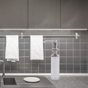 Дозатор мыла для бутылок из нержавеющей стали.