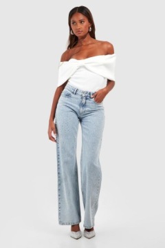 БЕЛЫЙ ЭЛЕГАНТНЫЙ ВЕРХ ТЕЛА, НИЗ ОТКРЫТЫХ ПЛЕЧ BOOHOO FOAM СТРИНГИ 44